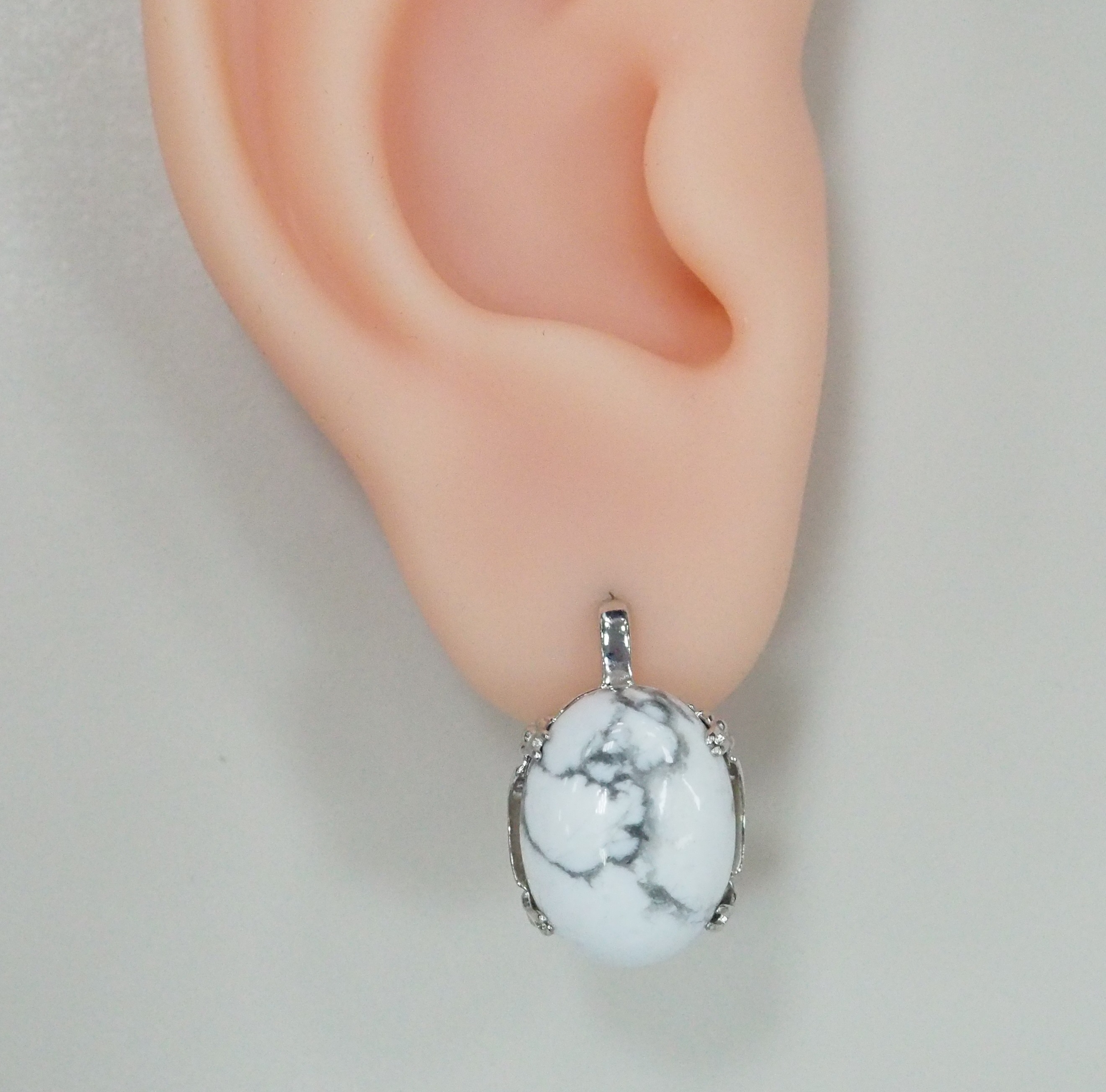 Серебряные серьги с кахолонгом